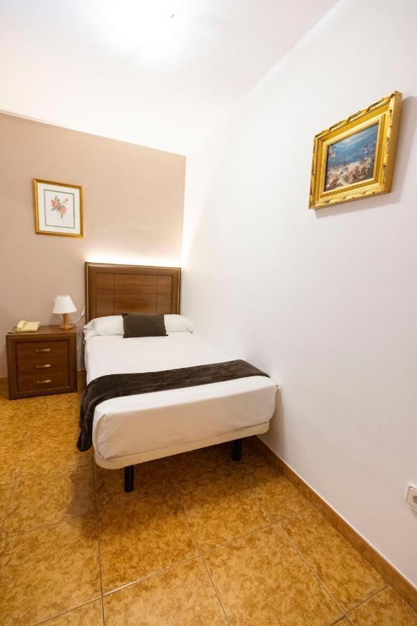 Hotel Madrid Pontevedra Esterno foto